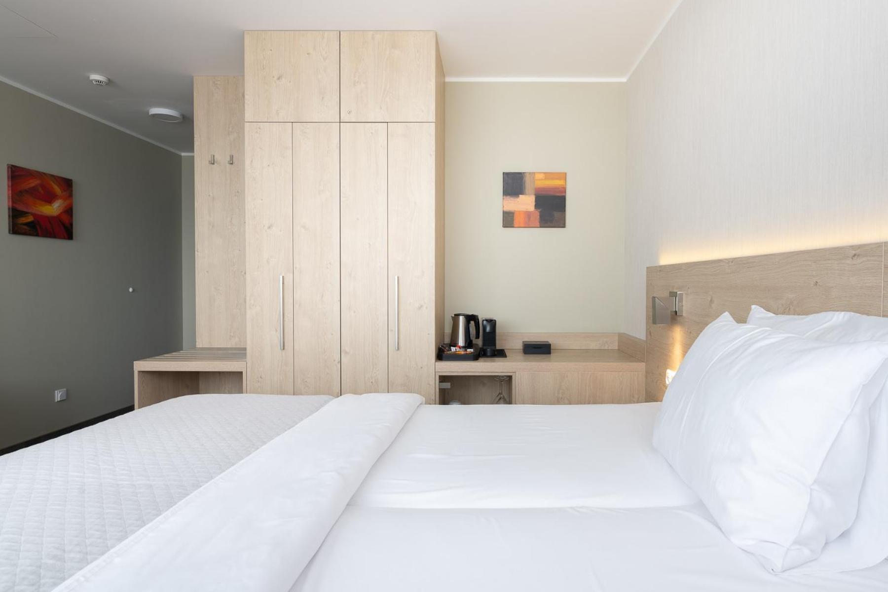 Hotel Restart Superior Йичин Номер фото